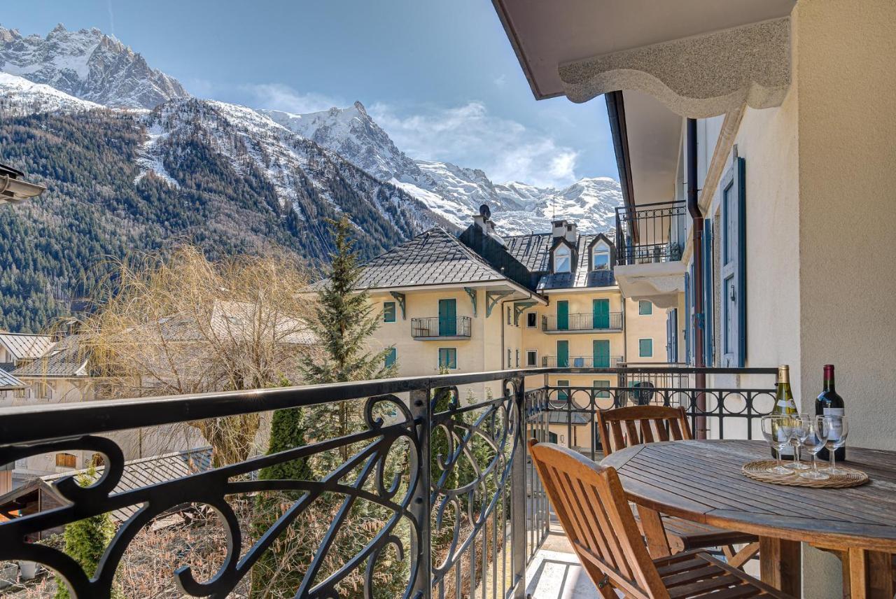 Apartment Le Paradis 2 - Alpes Travel - Central Chamonix Eksteriør billede